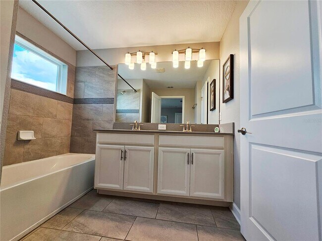 Building Photo - 850 Pebble Beach Dr