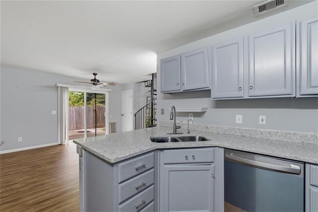 Building Photo - 13506 Aventide Ln
