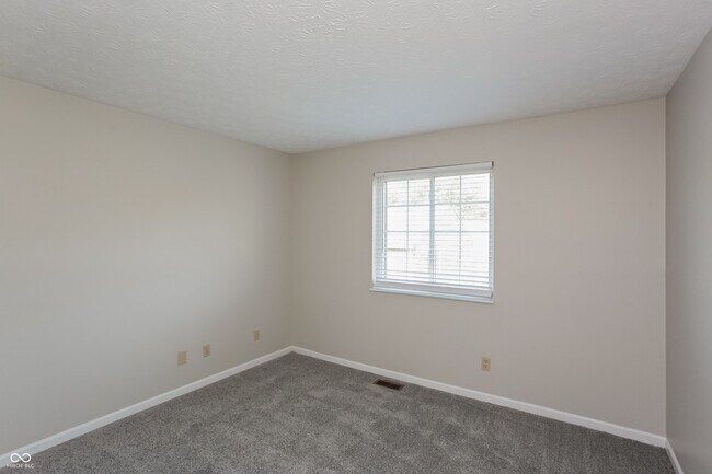 Building Photo - 4110 Luxembourg Cir W