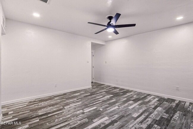 Building Photo - 6251 Arapaho Rd