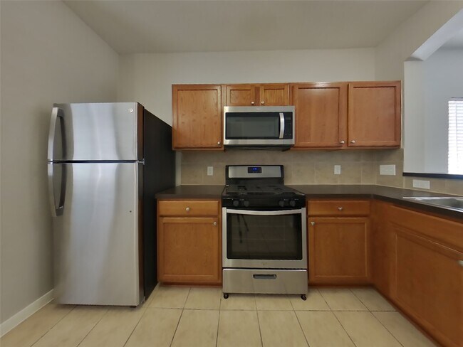 Building Photo - 20503 Providence Point Dr