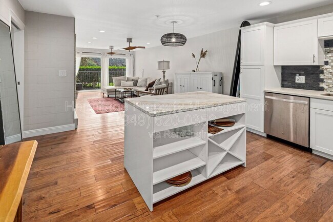 Building Photo - 500 Cagney Ln