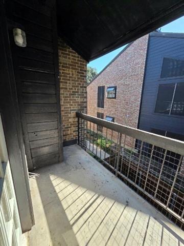 Building Photo - 7525 Holly Hill Dr