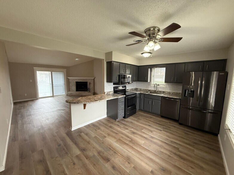 Building Photo - 6328 Neighbor Dr