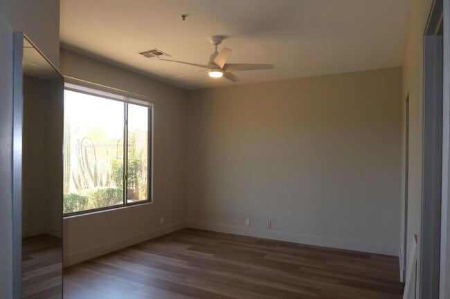 Building Photo - 6708 E Soaring Eagle Way