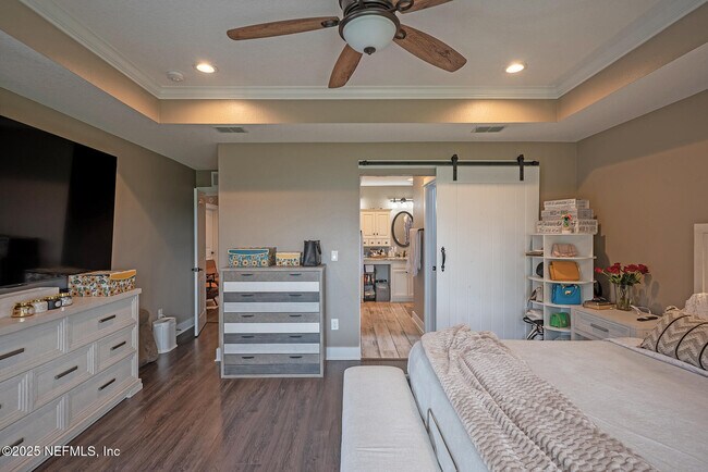 Building Photo - 3693 Lightview Ln