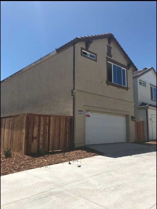 Building Photo - Natomas Crossing Nearly New Rental w/4 Bedrooms
