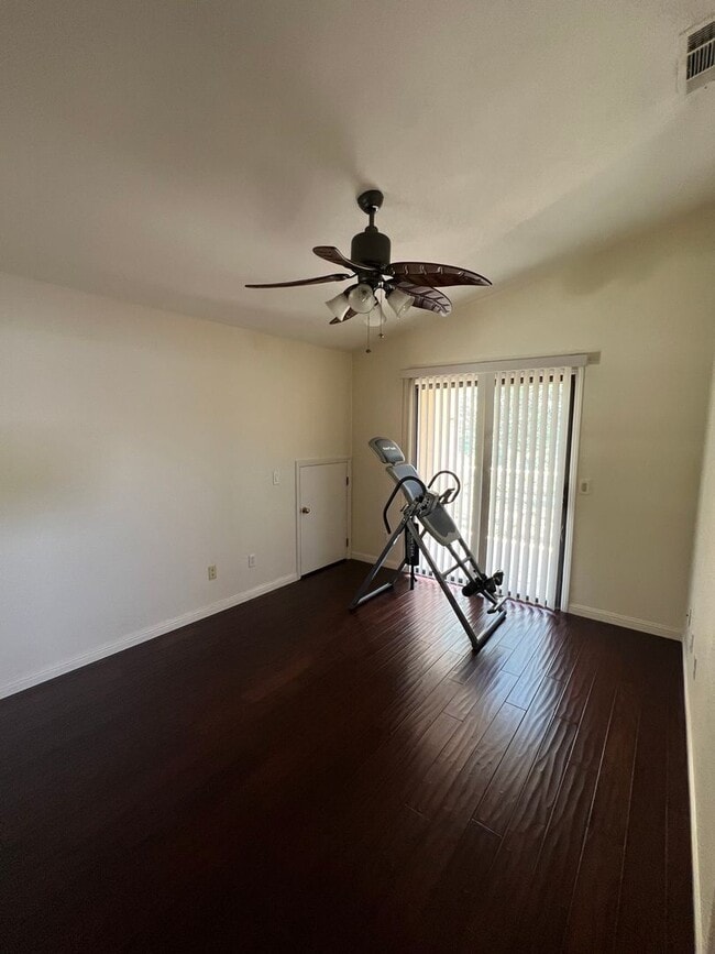 Building Photo - Rio Bravo Home