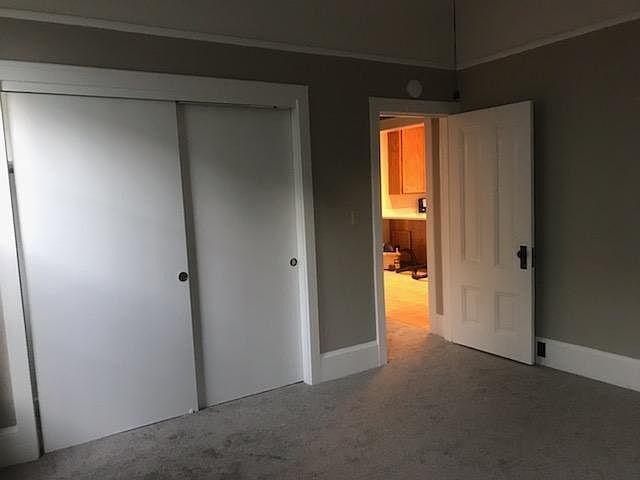 Building Photo - 2 bedroom house