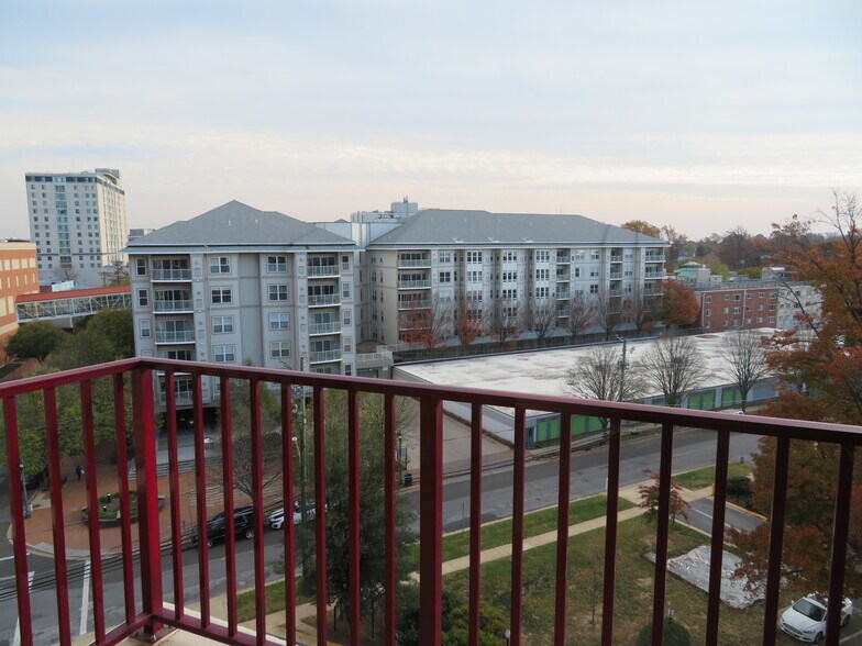 Building Photo - 1220 Blair Mill Rd
