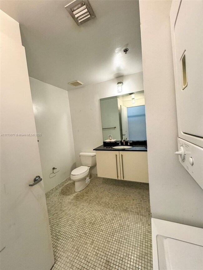 Building Photo - 8101 Biscayne Blvd