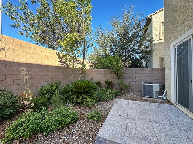 Building Photo - 5137 Fiery Sky Ridge St