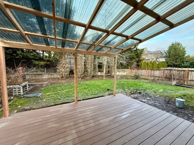 Building Photo - 15797 NW Wismer Dr