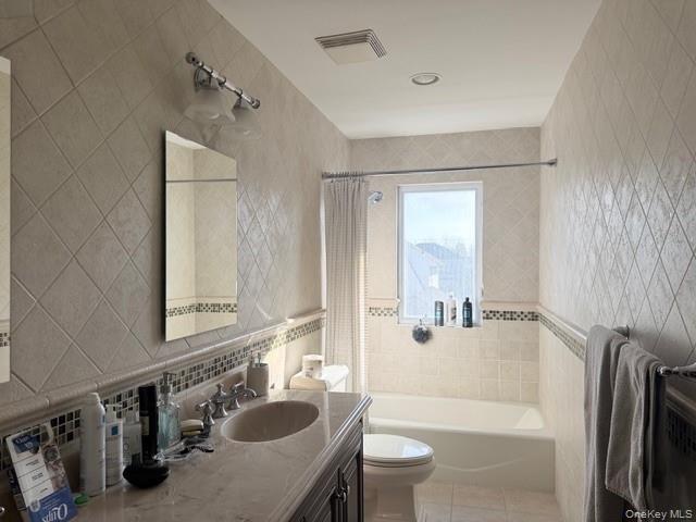 Building Photo - 316 Roxbury Rd S