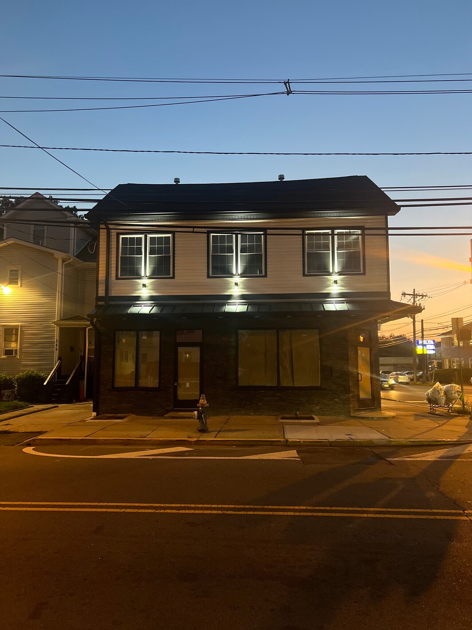 Building Photo - 331 Myrtle Ave