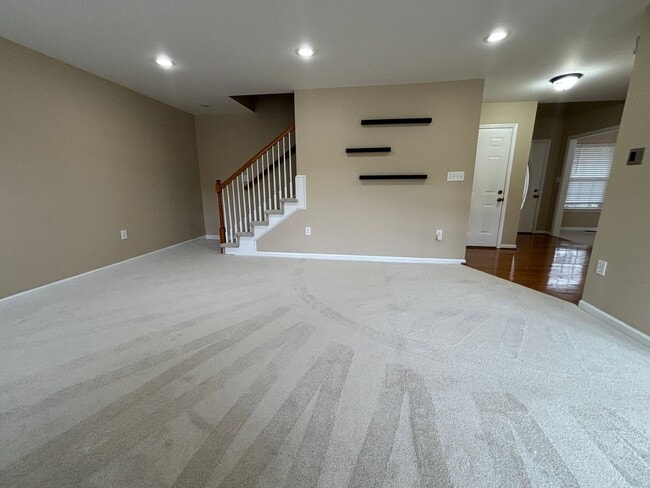 Building Photo - 4465 Olyvia Place