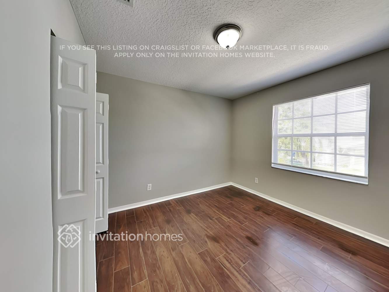 Building Photo - 1359 SW 105th Ave