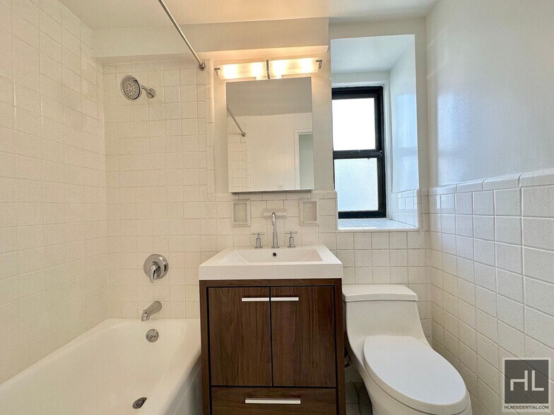 Building Photo - EAST 63 STREET