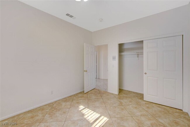 Building Photo - 1408 Reebok Terrace