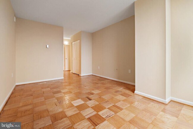 Building Photo - 4242 East-West Hwy