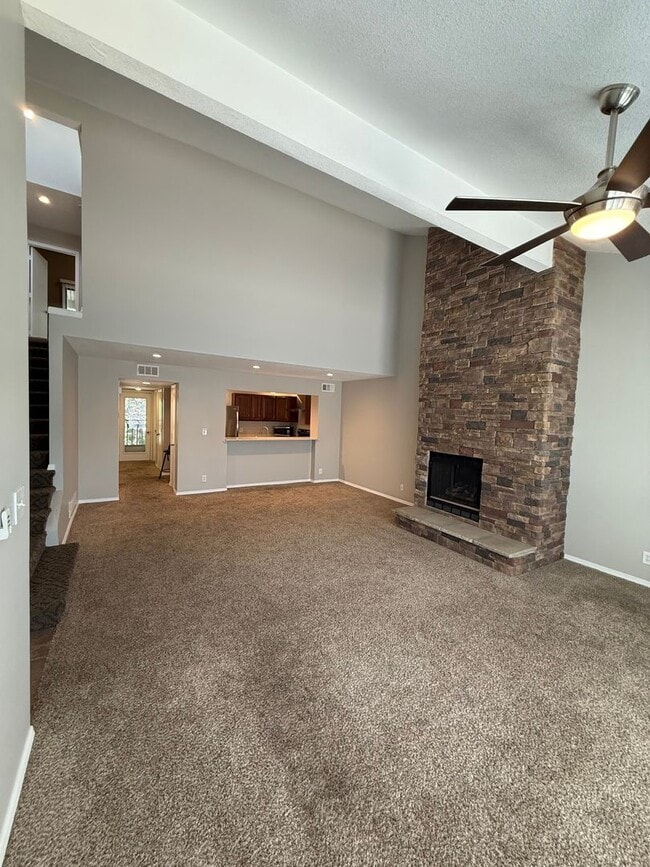 Building Photo - 8861 W 106th Terrace