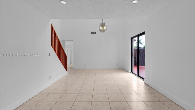 Building Photo - 6460 NW 170th Terrace