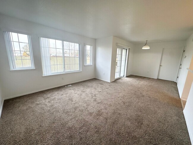 Building Photo - Affordable living at The Westside Apartments
