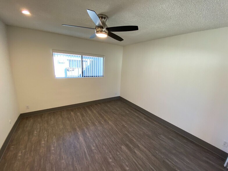 Building Photo - 3510 Clarington Ave
