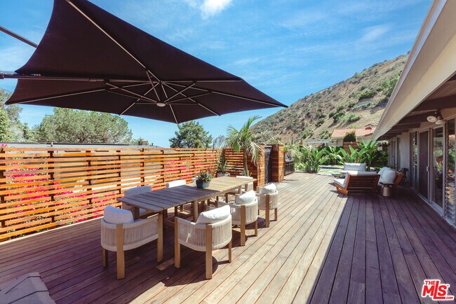 Building Photo - 7211 Chelan Way