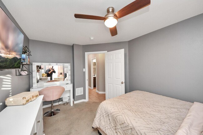 Building Photo - 26407 Bright Sky Ct
