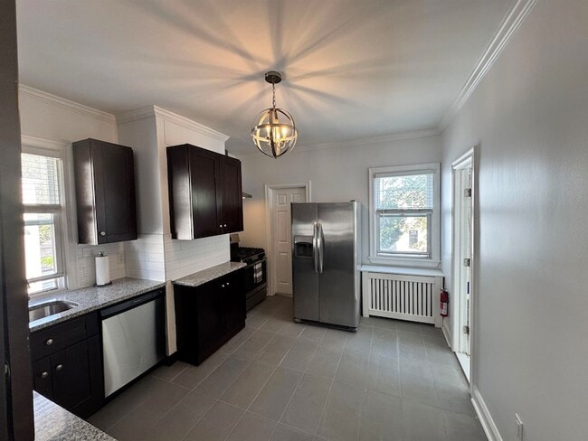 Building Photo - 24 Pamrapo Ave