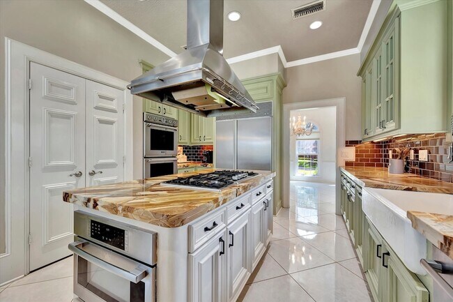 Building Photo - 14826 Sparkling Bay Ln