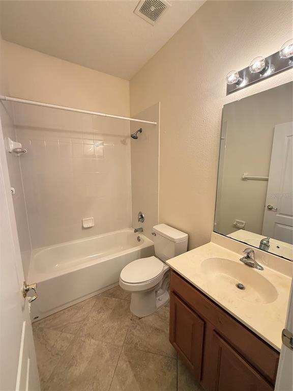 Building Photo - 10029 Chardonnay Dr