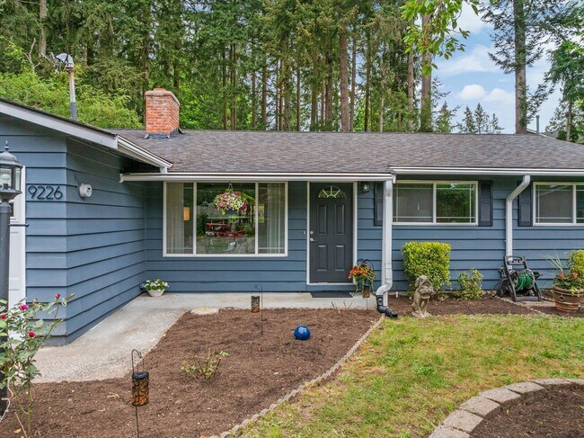 Building Photo - Remodeled Rambler with 2/Car garage, RV Parking and an Impressive Back Yard!!!!!