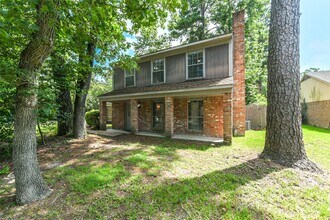 Building Photo - 2203 Riverford Dr