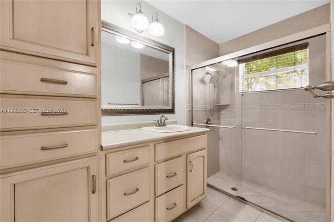 Building Photo - 1217 NW 125th Terrace