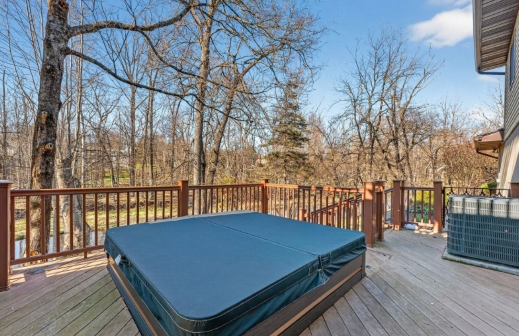 Building Photo - 2289 Brookside Dr