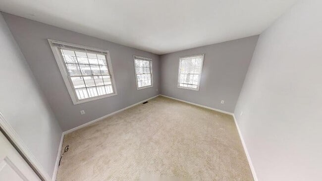 Building Photo - 1316 W Huron St