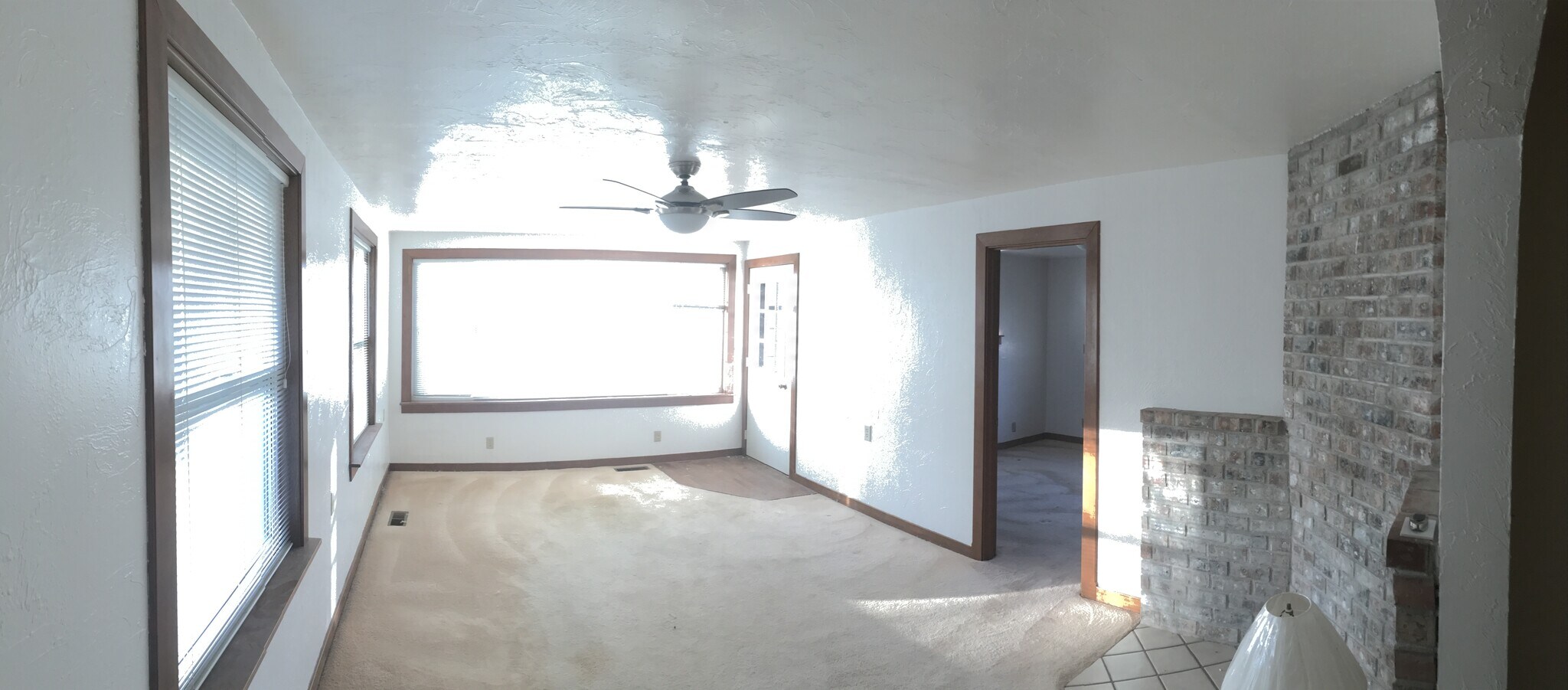 Building Photo - 4858 Naomi Ave