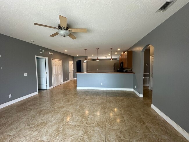 Building Photo - 4010 Caparosa Cir