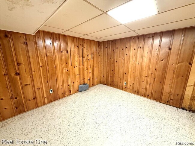 Building Photo - 7627 Rosemary St