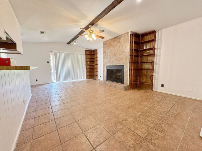 Building Photo - 1189 Pebble Beach Rd