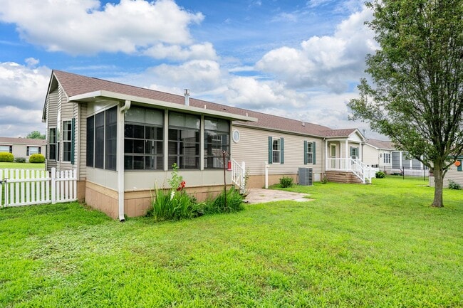 Building Photo - Milton Gem for Rent! Spacious 3BR Home, pet allowed. Fireplace, Sunroom & Private Yard - $2,495.0...