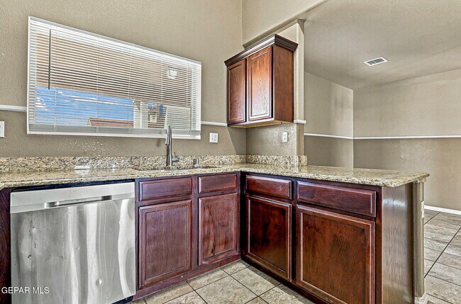 Building Photo - 12121 Zavi Ln