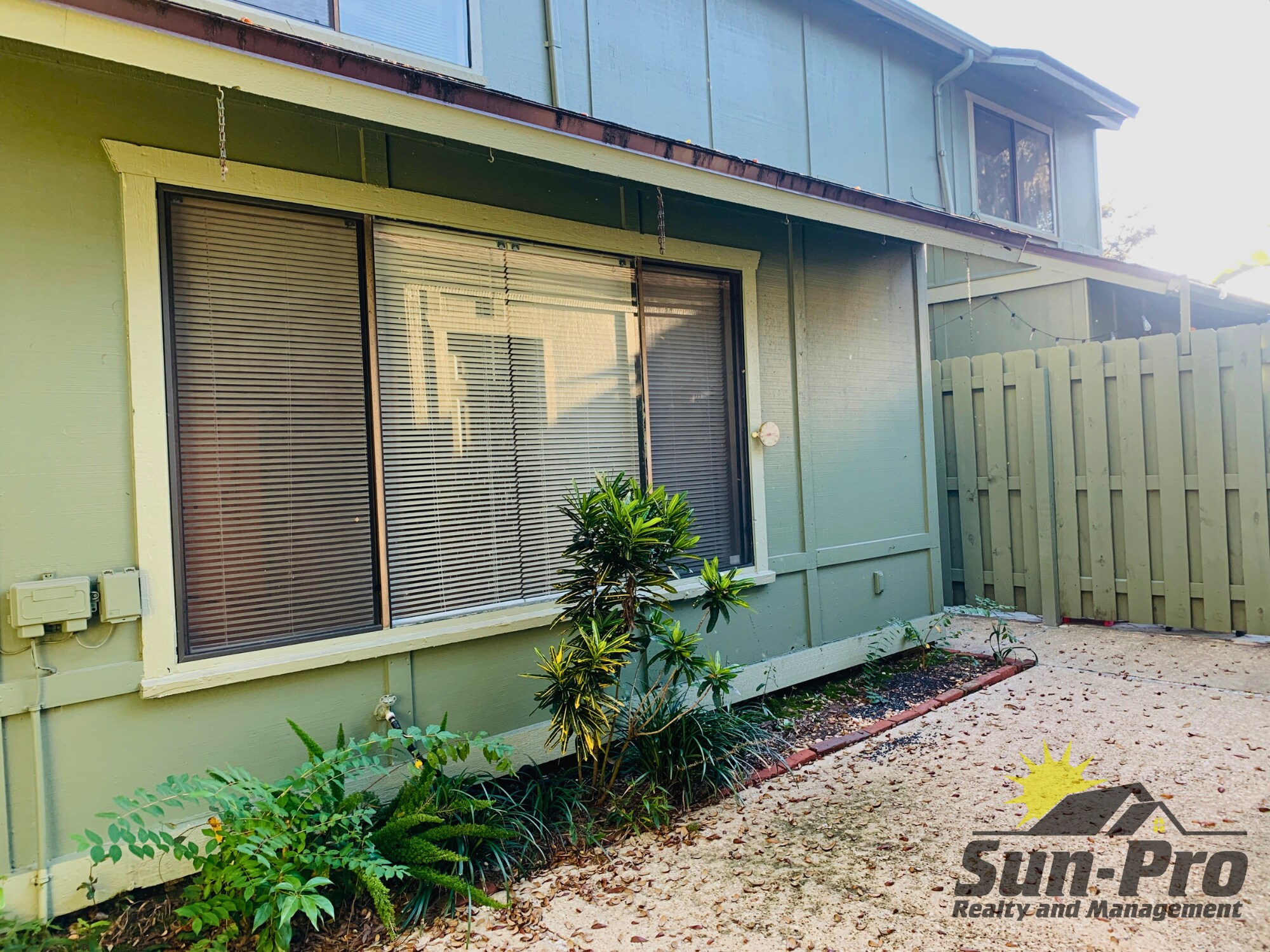 Building Photo - 136 Pine Cone Trl