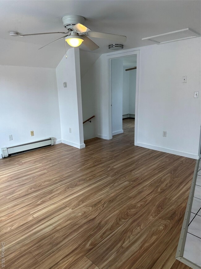 Building Photo - 547 NY-17M