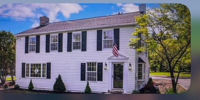 Building Photo - Beautiful Landale 4 Bedroom Single with 2 car garage for rent $3,450/month
