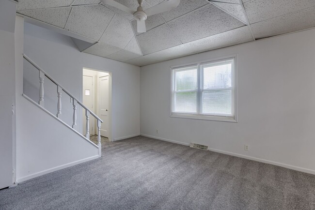 Building Photo - Cozy & Comfortable 2-Bedroom In Gretna!!