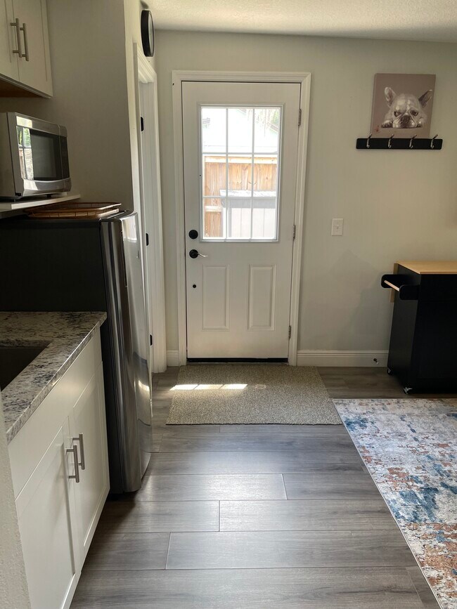 Enter into living room & kitchen area - 1430 Lake Weldona Dr