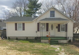 Building Photo - Foolish Pleasure-Pre-Leasing Now for the F...